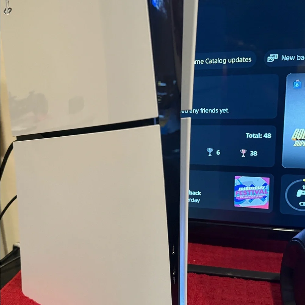 Sony Console in White